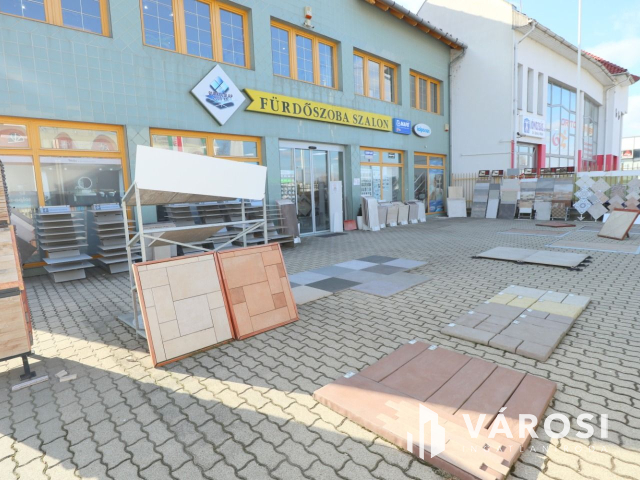 Szegeden frekventált helyen működő Ipartelep Eladó!