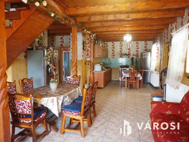 Igényes otthon akár 2 generáció részére!