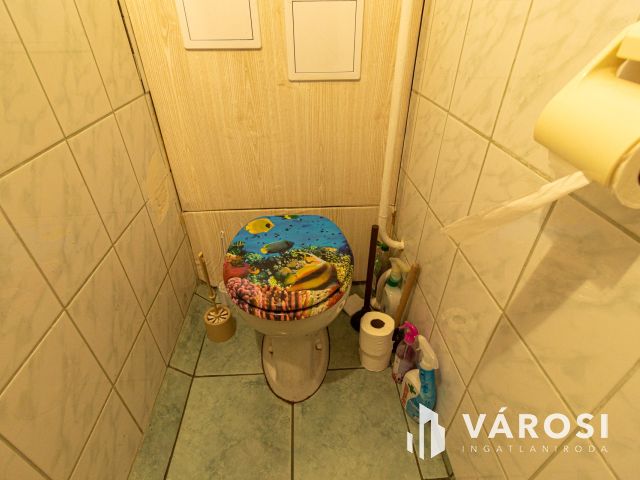 1+2 fészobás részben felújított lakás a Nyár utcában!