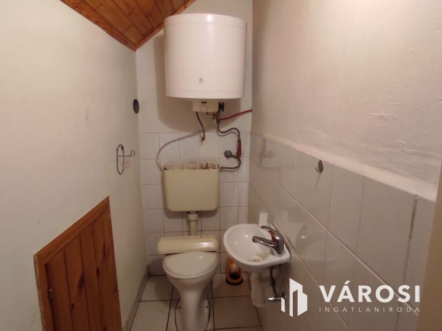 Badacsony oldalában családi ház kedvező áron eladó