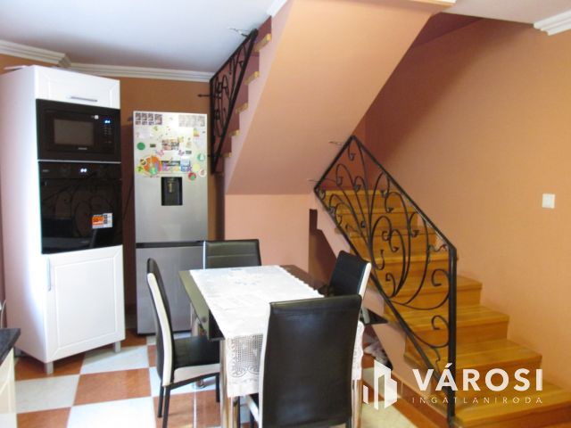 Két generációs otthon