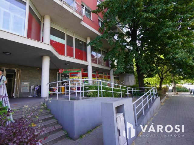 Üzlethelyiség Angyalföld forgalmas részén!