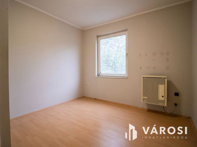 Két lakásos családi ház a Ráchegyen