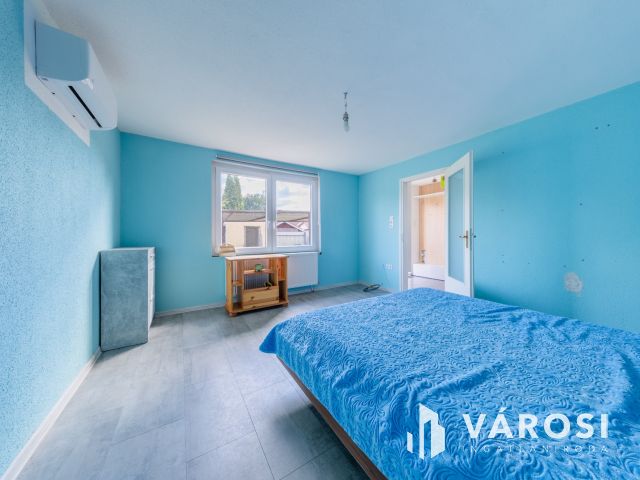 Frissen felújított kertkapcsolatos lakás