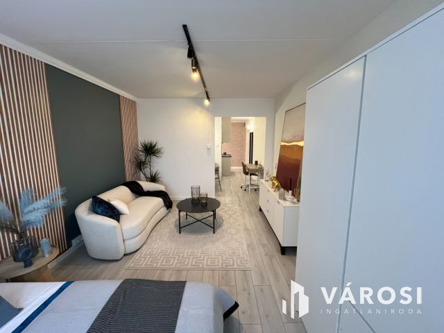 Na Ez Igen! Ez Egy Igazi Gyöngyszem!