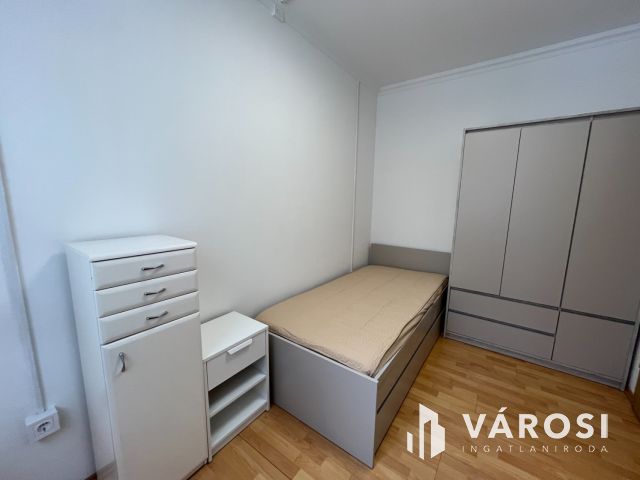 Debrecen Belvárosi 4 Szobás Szuper Albérlet!!!