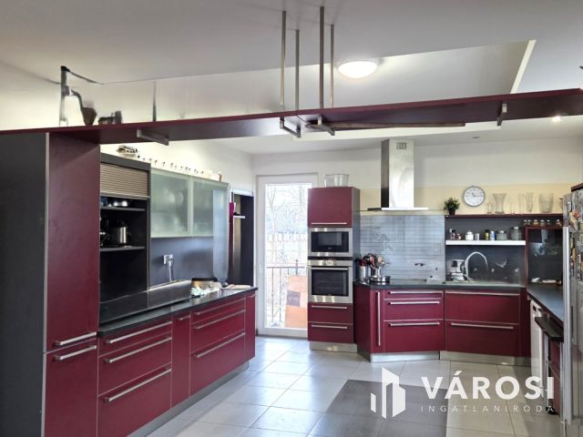 Tágas otthon, közös álmokhoz-Debrecen szélén