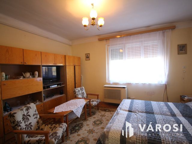 Ház a csend szigetén, Keléden