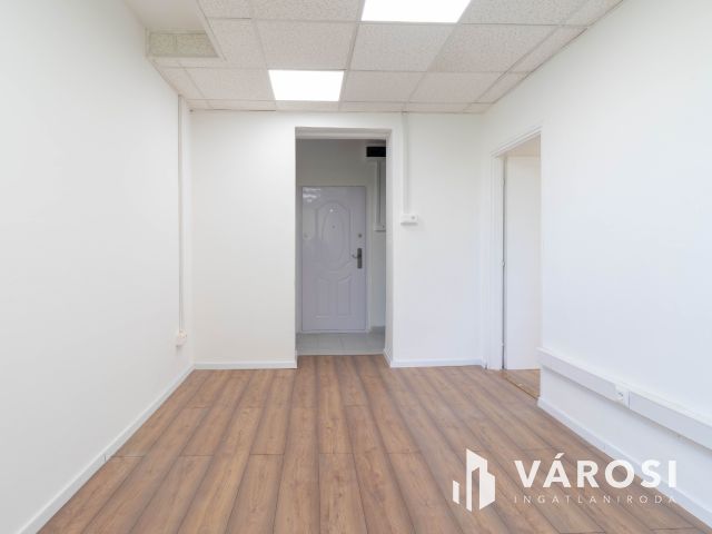 Fáy utcai felújított iroda:48 m2, 2 helyiség,saját teakonyha