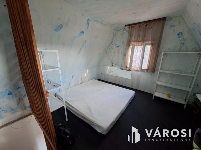 Vízparti álom Tasson! Dunai panorámás nyaraló eladó
