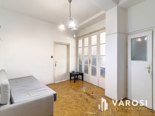 11. kerületben dupla erkélyes, 95m²-es, 1. emeleti lakás