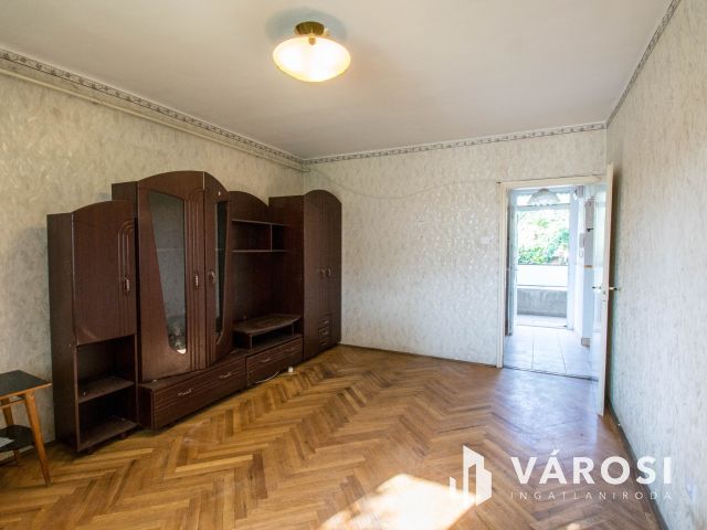 Jó helyen, jó alap – panel lakás Kalocsán!