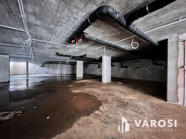 Nagy kertkapcsolatos lakás - akár családoknak is