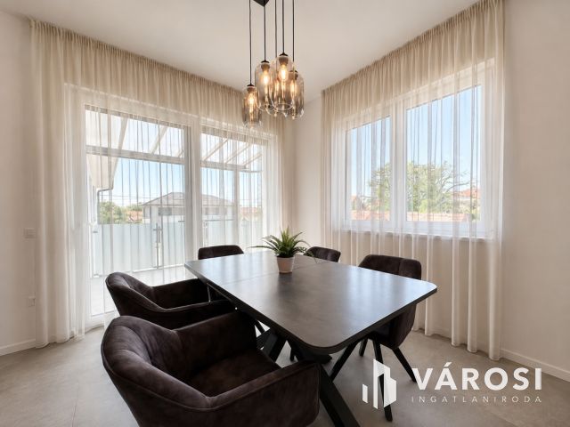 Szuper lakás garázzsal a Hatvani kertben